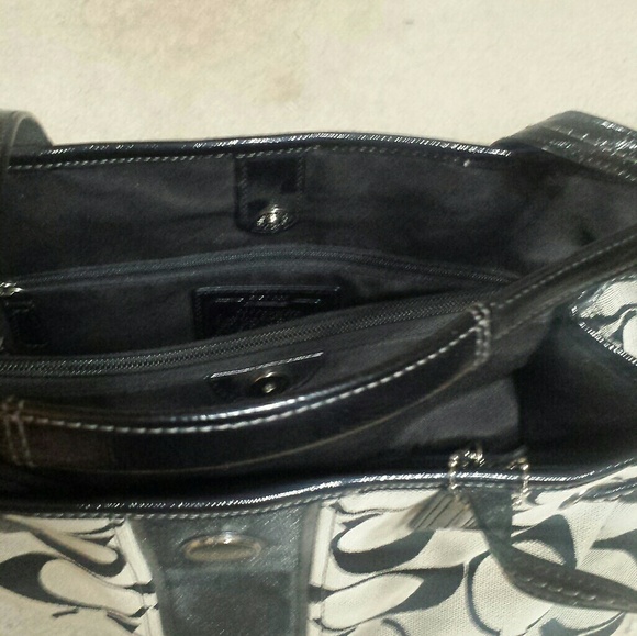 Coach purse - Picture 3 of 3